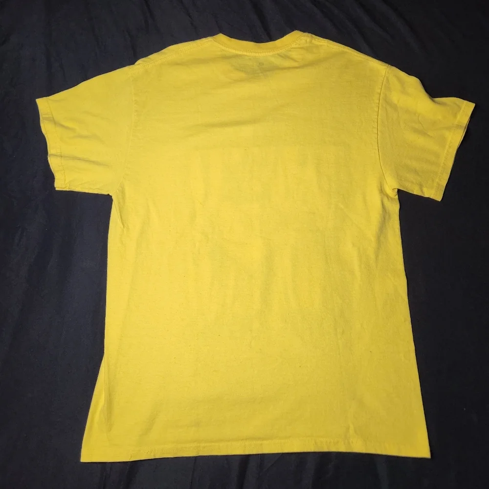 Macho Man Randy Savage Shirt Size Medium Yellow Unisex Wrestling WWE WWF - Picture 4 of 4